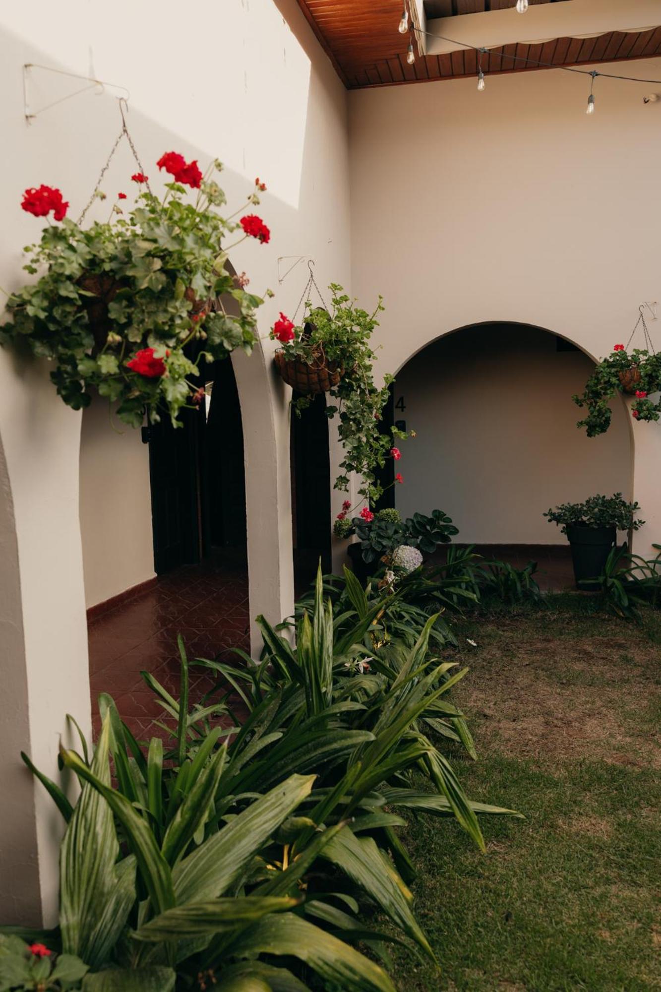 Hotel Boutique Rebequet Букет Екстериор снимка